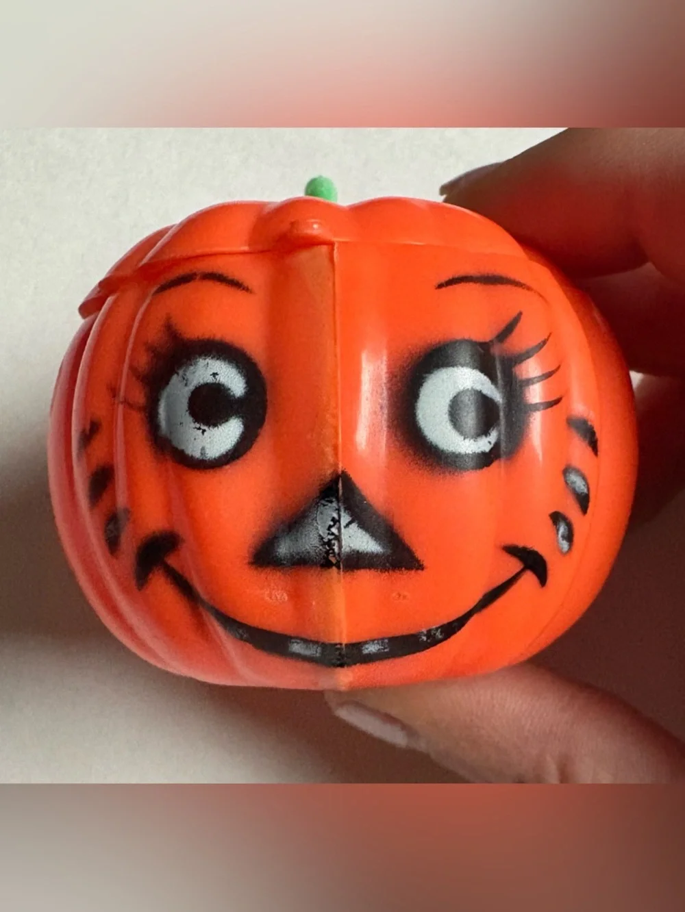 Vintage Fun World Halloween Jack-O-Lantern Pumpkin Pop Up Ghost Plastic Toy